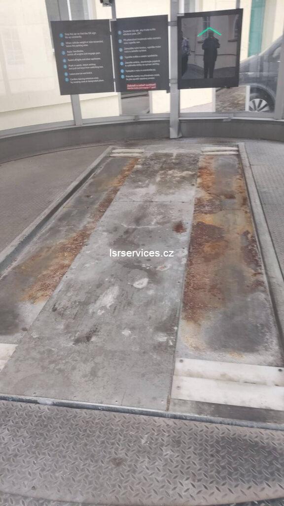 Laserové čištění při renovaci parkovacích stání